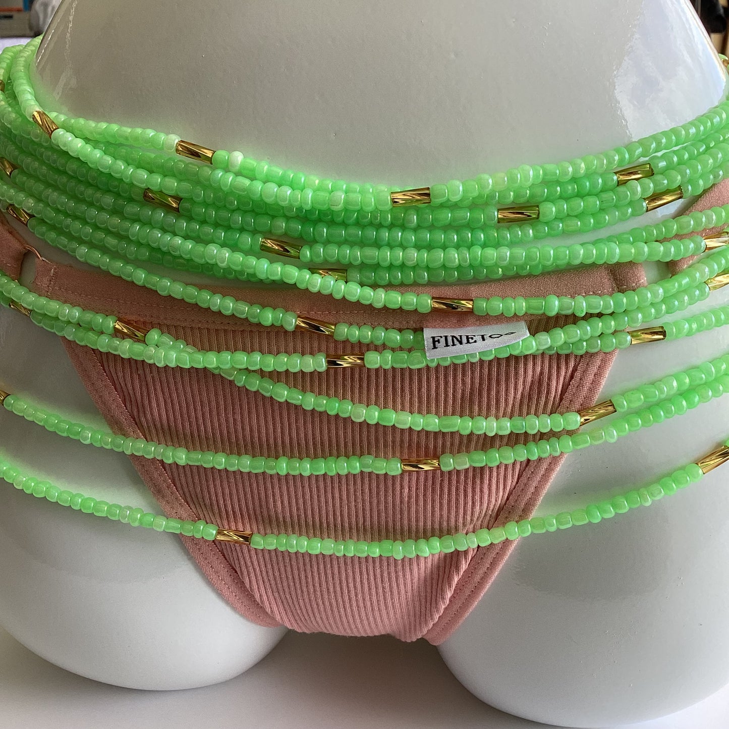 MAJESTY (tie on waist beads)